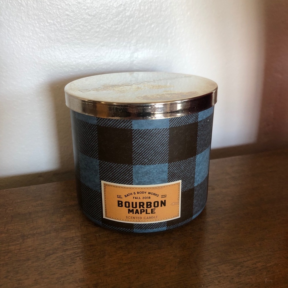 bourbon maple bath and body works candle